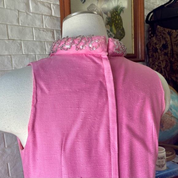 Vintage 1950s 1960s Mod Bubble Gum Pink Mini Shift Dress Embellished Collar - Picture 9 of 13